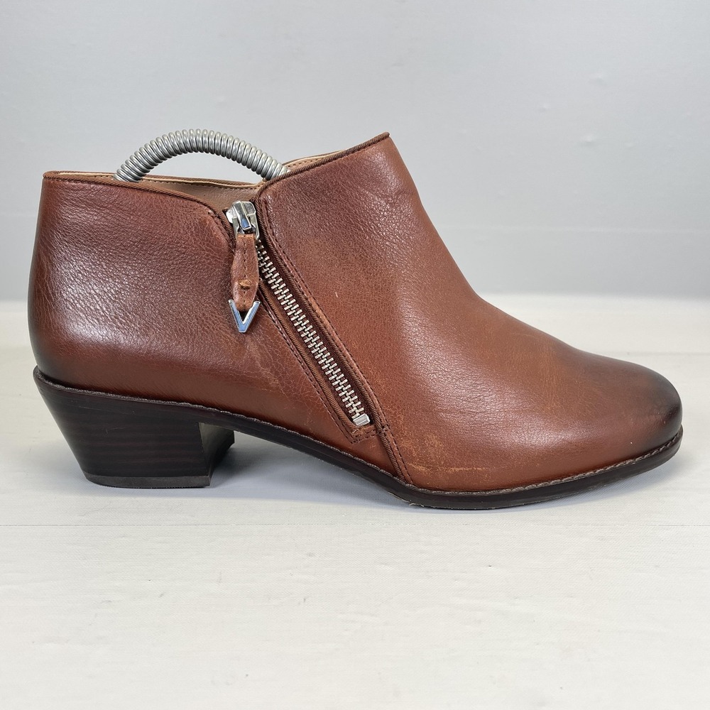 Vionic Jolene Boots Womens Size 10 Brown Leather Ankle Bootie Side Zip Shoes